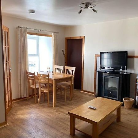 2 Bedroom House Overlooking Pierowall Bay, Westray Bagian luar foto